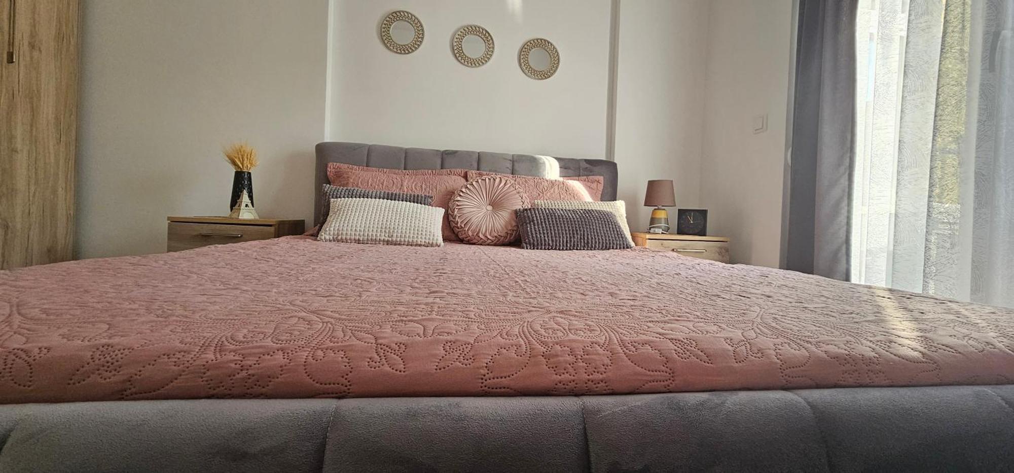 Cozy Apartment - 2 Bedrooms In The Best City Area. フェリザイ エクステリア 写真