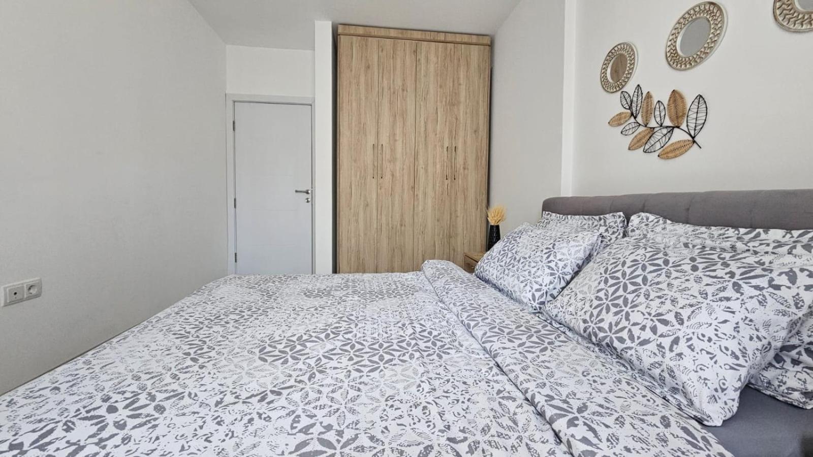 Cozy Apartment - 2 Bedrooms In The Best City Area. フェリザイ エクステリア 写真